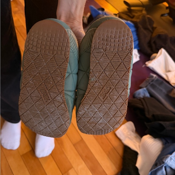 Teva reember moc Quilted Slip-On Shoes in Sage Green - Picture 3 of 3